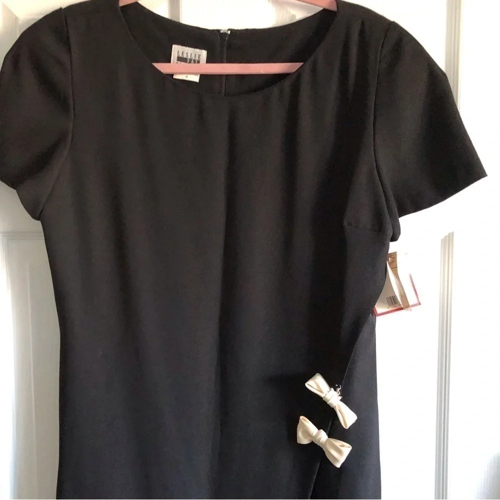 Vintage Leslie Fay black dress with bow detailing in size 12
